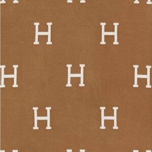 Meet your Posher, Odette